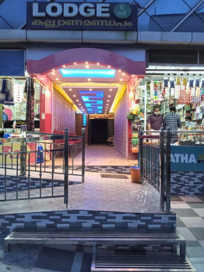 Guruvāyūr Avanti Inn מראה חיצוני תמונה